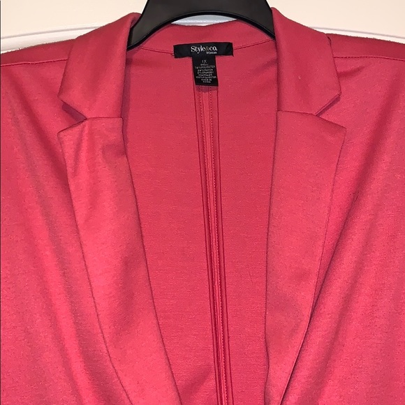 Blazer - Picture 3 of 3